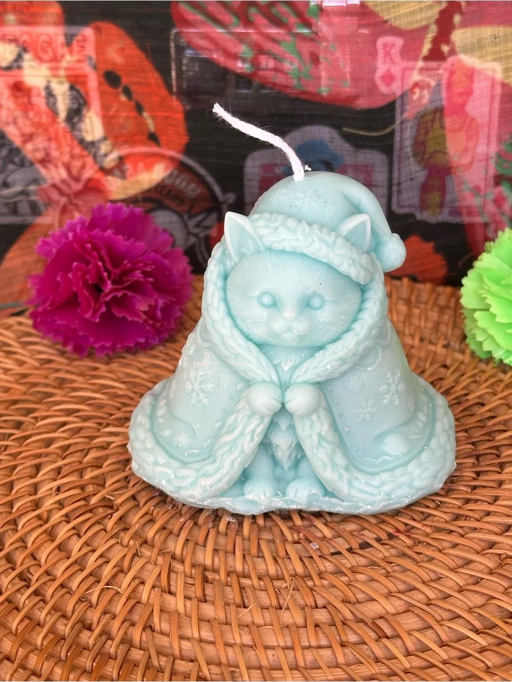 Winter Familiar Cat Candle – Icy Blue